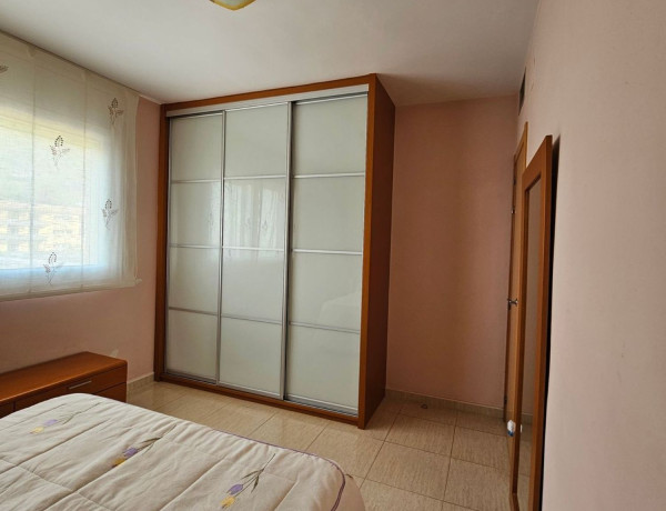 Chalet pareado en venta en calle Mirador de Barà, 11