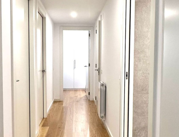 Piso en venta en avenida de Can Bellet, 38