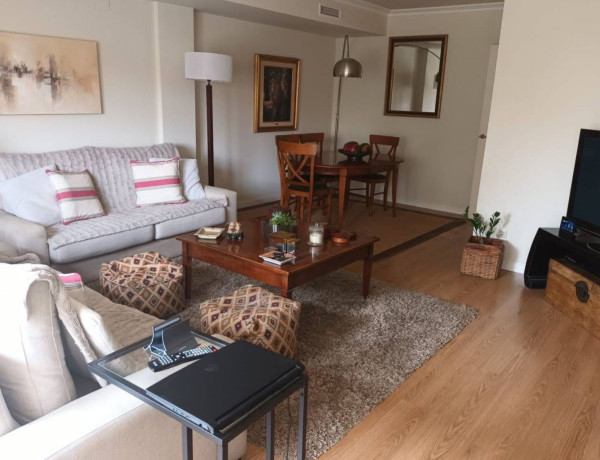 Casa o chalet independiente en venta en calle los Almendros