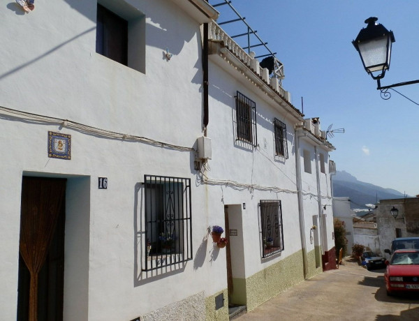 Casa de pueblo en venta en serrana