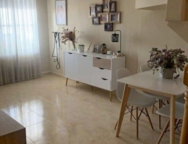 Chalet adosado en venta en calle de l'Espígol