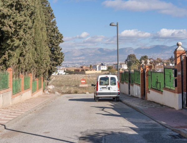 Terreno en venta en calle Geraneo