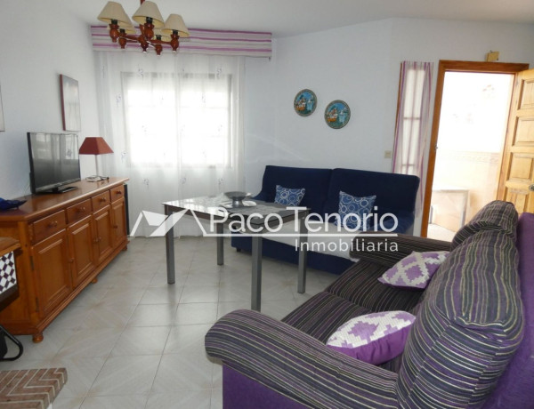 Chalet adosado en venta en calle Traíña, 8