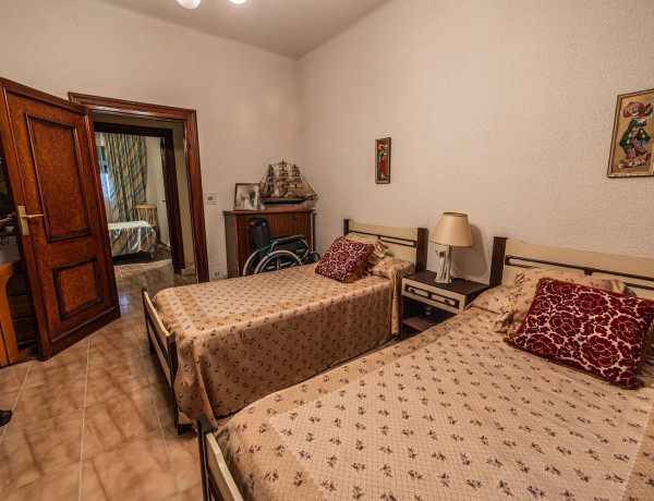 Chalet adosado en venta en Beatriz