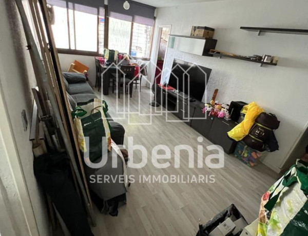 Piso en venta en La Mina