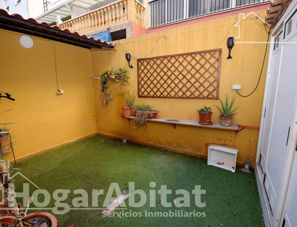 Chalet adosado en venta en Onda