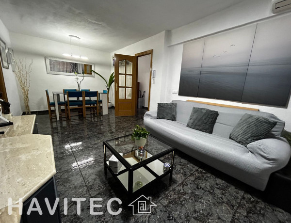 Piso en venta en Grup Vint-I-Cinc de Setembre