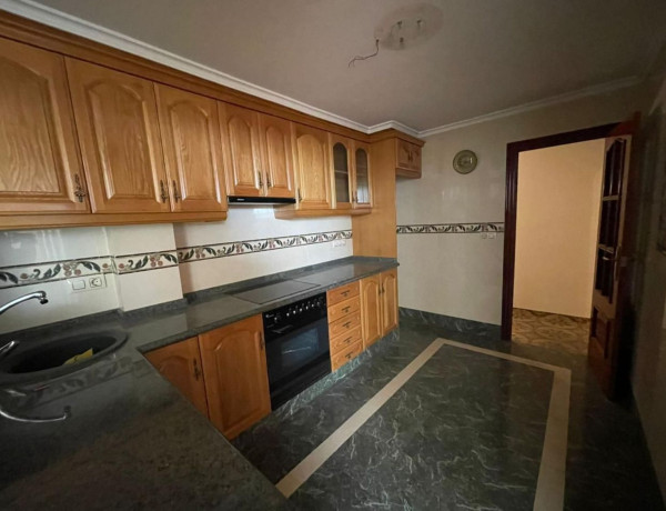 Piso en venta en calle Marqués del Turia