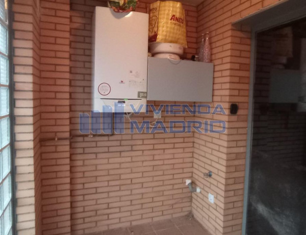 Chalet pareado en venta en calle Félix Cimas Prados