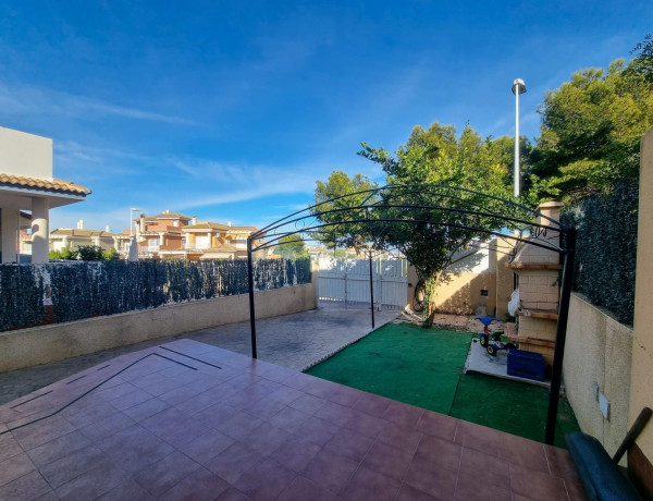 Chalet pareado en venta en calle Monte de Santa Pola