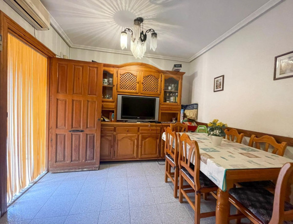 Casa o chalet independiente en venta en calle Mensajero