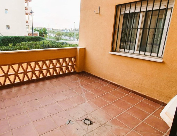 Piso en venta en calle Luis cernuda