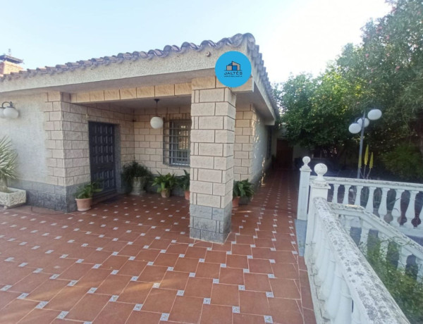 Casa o chalet independiente en venta en Alcantarilla - La Glorieta