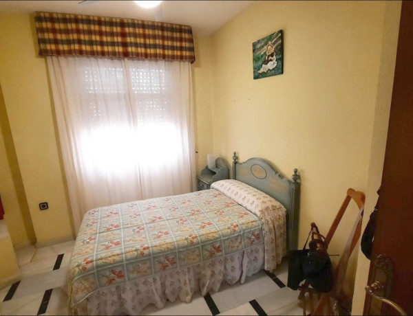 Chalet adosado en venta en calle Cristo