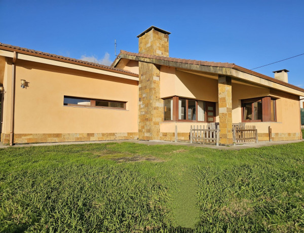 Casa o chalet independiente en venta en calle de la Llosa