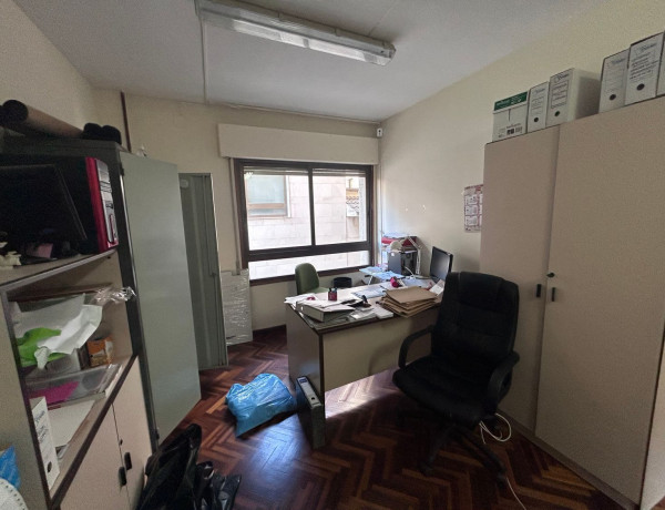 Piso en venta en avenida de César Augusto