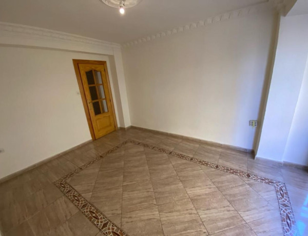 Piso en venta en La Chana