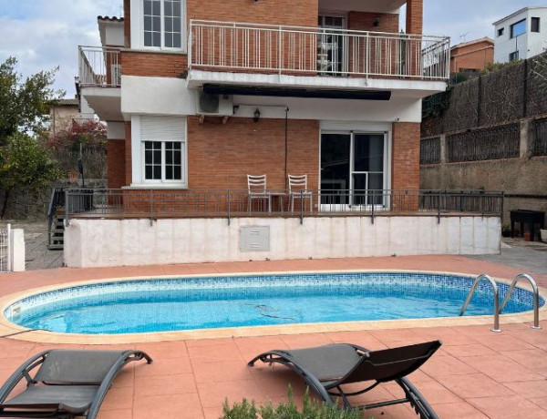 Casa o chalet independiente en venta en calle de Can Barata, 77