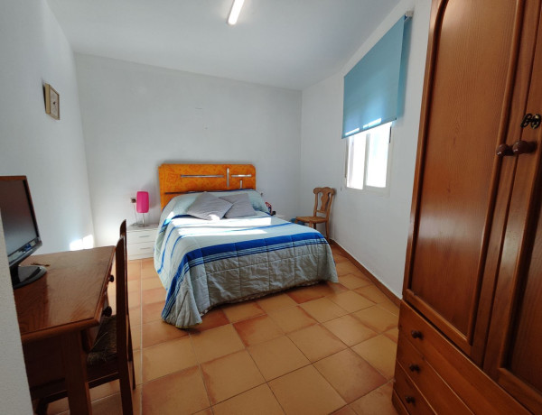 Chalet adosado en venta en calle de Miraflor, 22