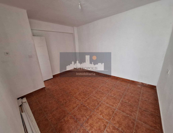 Piso en venta en calle Capitán Cortés