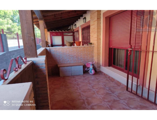 Chalet adosado en venta en Rm-620