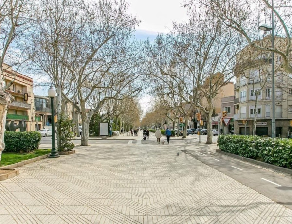 Edificio en venta en Pla de Sant Magi