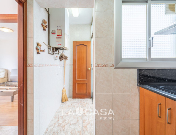 Piso en venta en El Castell-Poble Vell