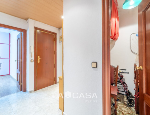 Piso en venta en El Castell-Poble Vell