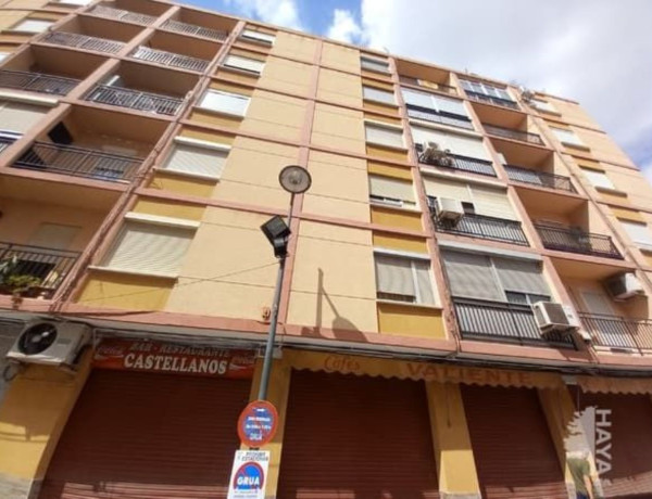 Piso en venta en calle Caixa d'Estalvis Valencia