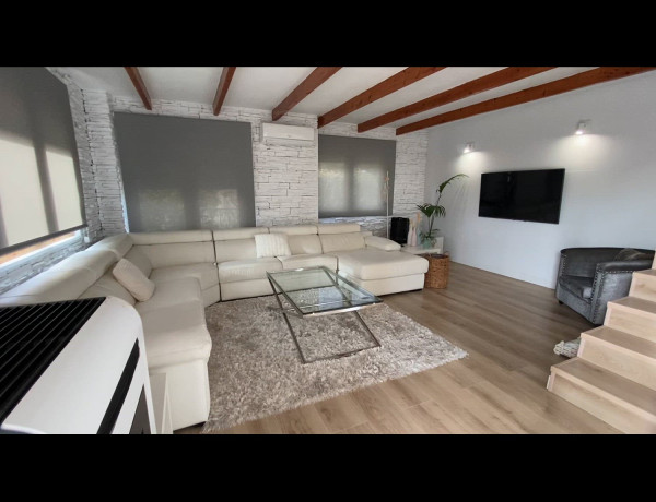 Chalet adosado en venta en calle las Chafarinas, 2