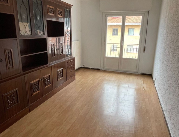 Piso en venta en avenida Marcelo Celayeta, 90