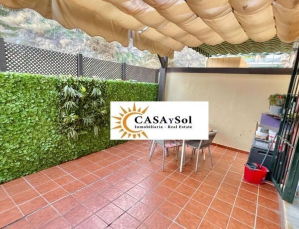 Chalet adosado en venta en calle San Alberto