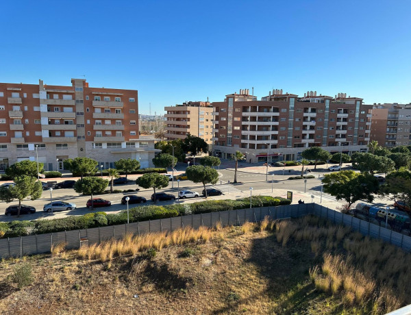 Piso en venta en Folch i torres