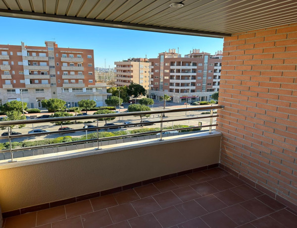 Piso en venta en Folch i torres