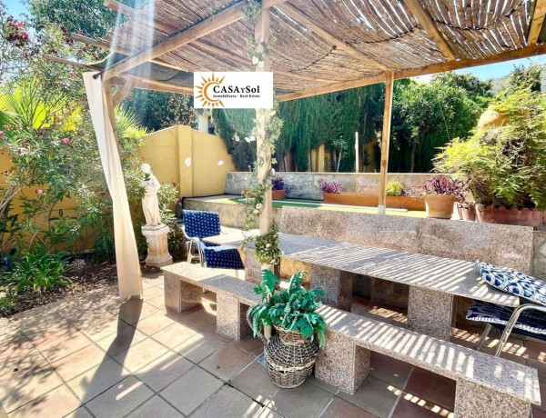 Casa o chalet independiente en venta en calle Valdepeñas