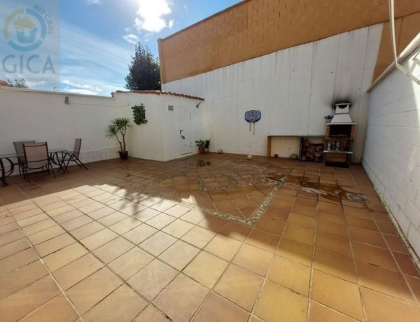 Chalet adosado en venta en San García - La Juliana