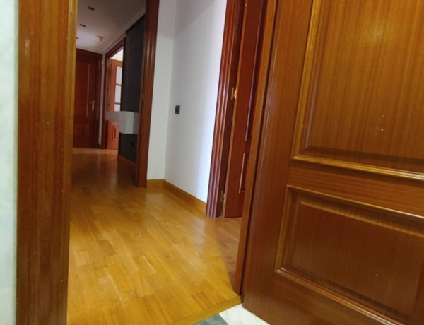 Piso en venta en calle Rodrigo de Arriaga Mendo, 1