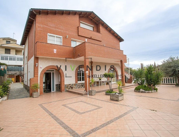 Casa o chalet independiente en venta en calle Tibidabo