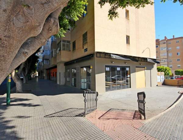 Local en venta en calle Diamantino García Acosta