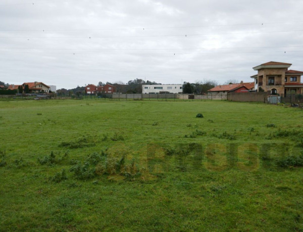 Terreno en venta en Barrio Arenas