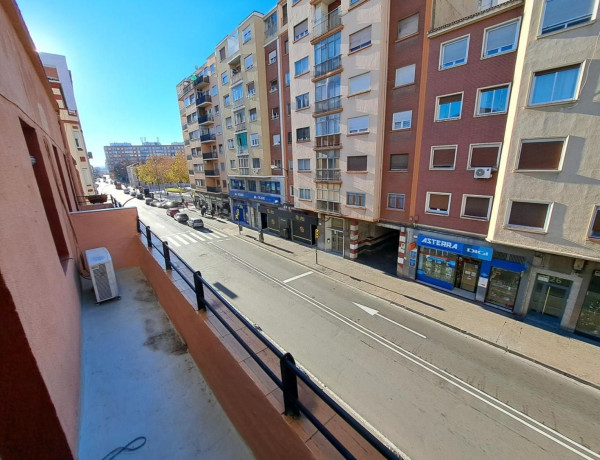 Piso en venta en calle de Miguel Servet, 79