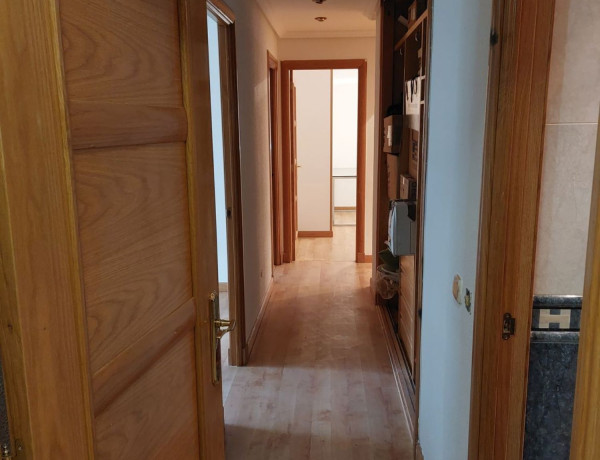 Piso en venta en calle Rubens, 2