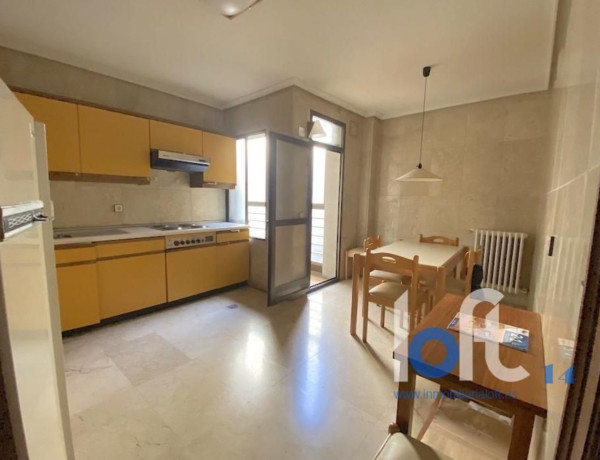 Ático en venta en avenida príbncipe de asturias, 5