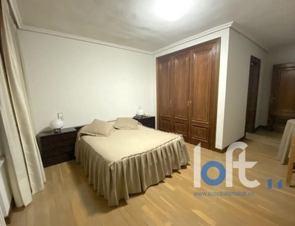 Ático en venta en avenida príbncipe de asturias, 5