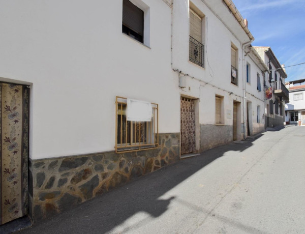 Chalet adosado en venta en calle Sevilla, 4