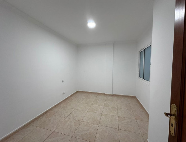 Piso en venta en Vecindario-Paredilla-Sardina