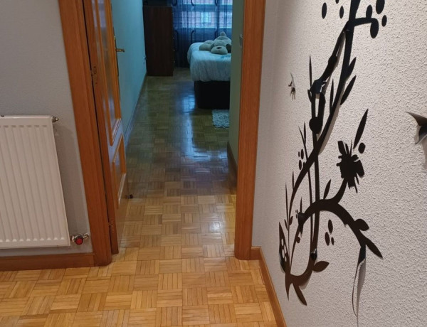 Piso en venta en calle Esteban Sáez Alvarado