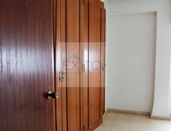 Piso en venta en avenida Reis Catolics