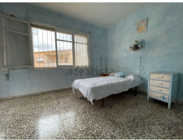 Casa de pueblo en venta en calle Laguna Grande de Quero, 18