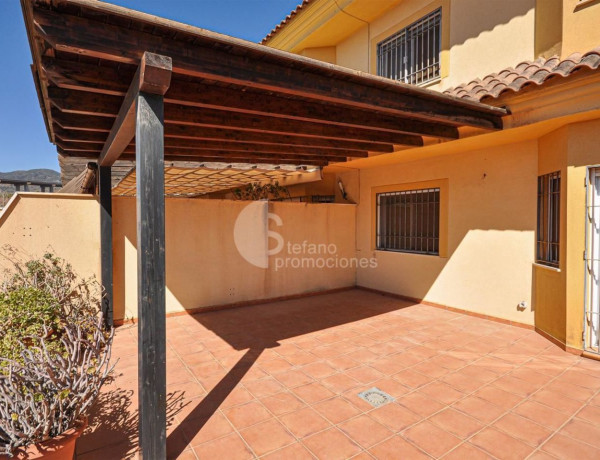 Chalet adosado en venta en Mayorazgo